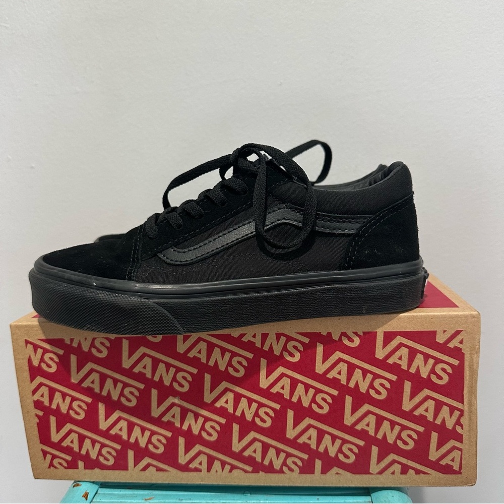 Vans Old Skool Low Black on Black Size 3